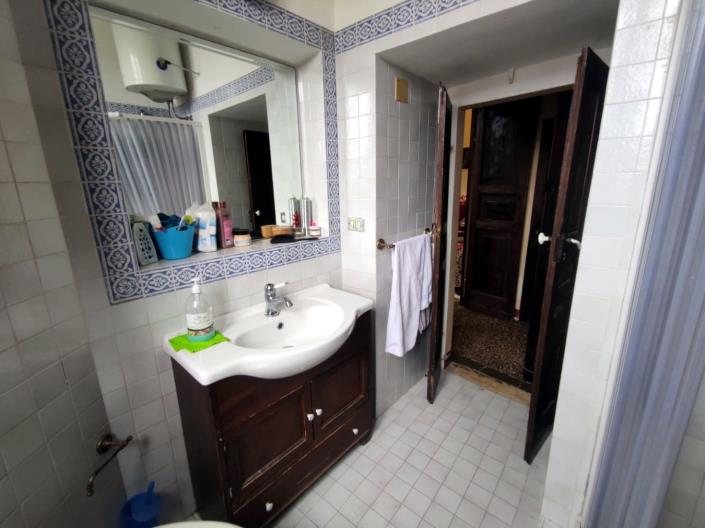 Image No.23-4 Bed Apartment for sale