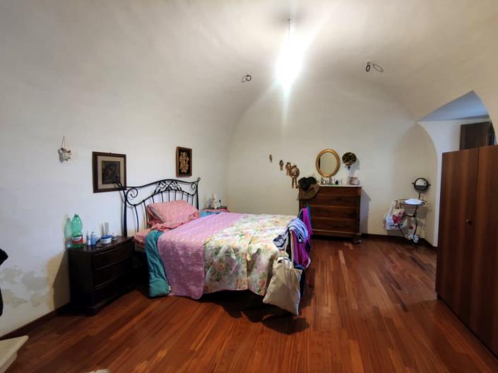 Image No.29-4 Bed Apartment for sale