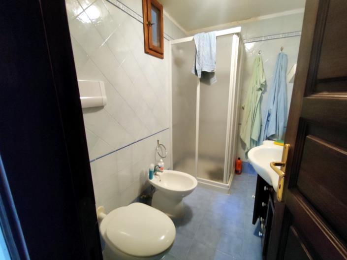 Image No.37-4 Bed Apartment for sale