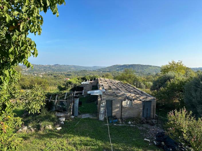 Image No.39-3 Bed House for sale