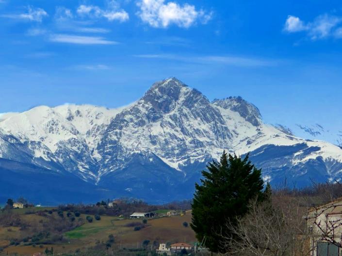 Image No.2-2 Bed House for sale