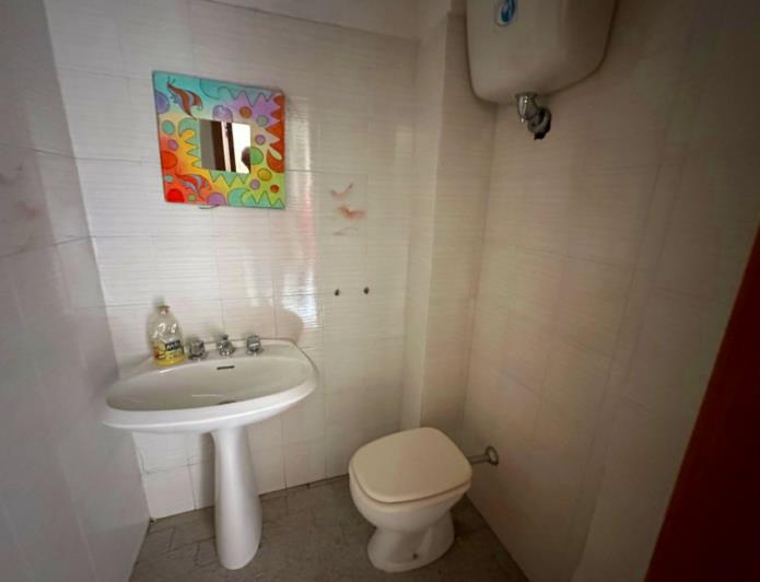 Image No.13-2 Bed House for sale