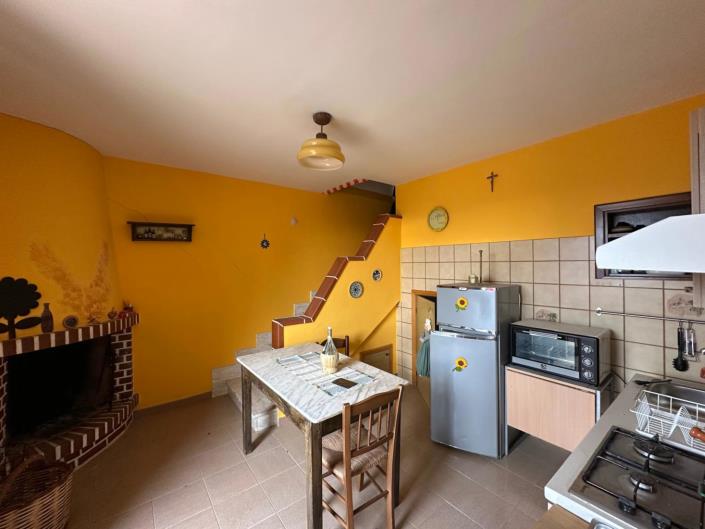 Image No.18-2 Bed House for sale