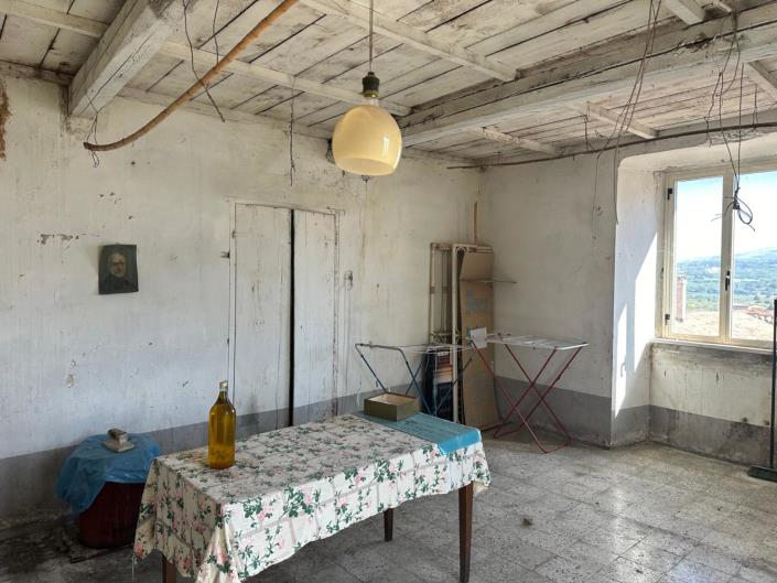 Image No.25-2 Bed Apartment for sale