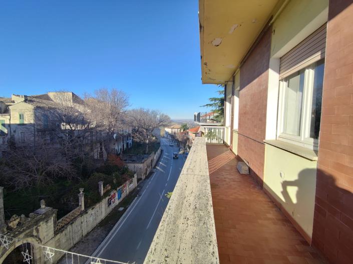 Image No.23-2 Bed Apartment for sale