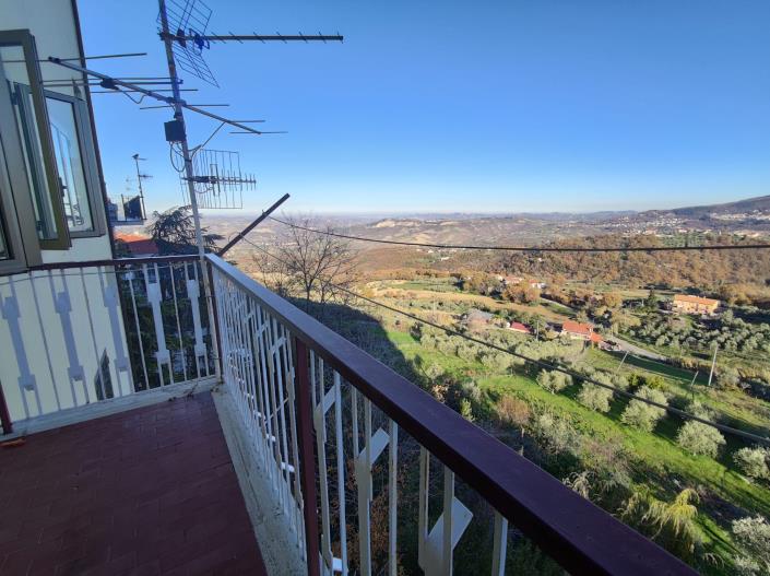 Image No.29-2 Bed Apartment for sale