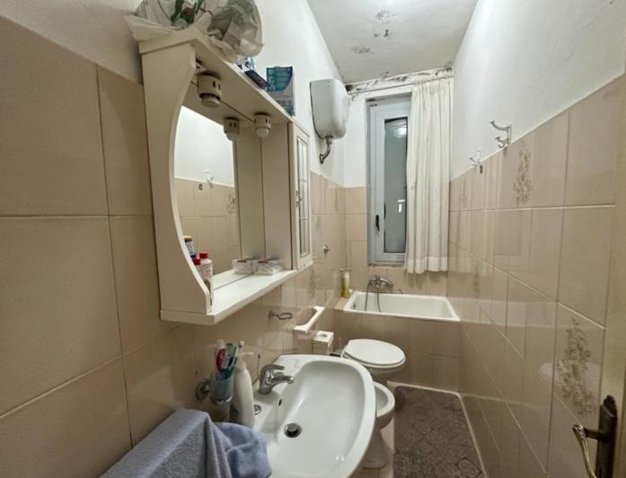 Image No.16-4 Bed Property for sale