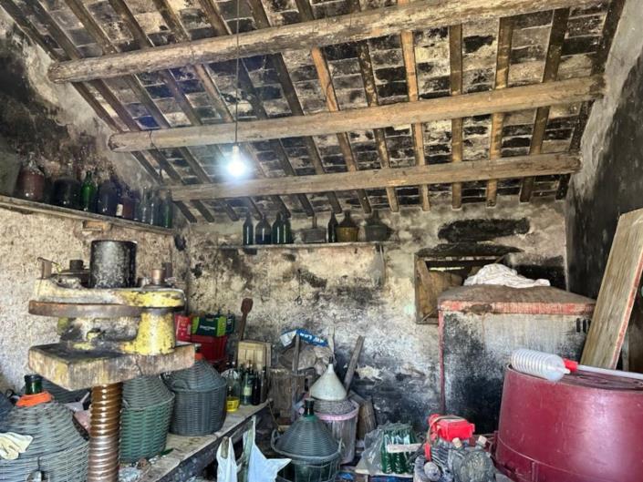 Image No.26-4 Bed Property for sale