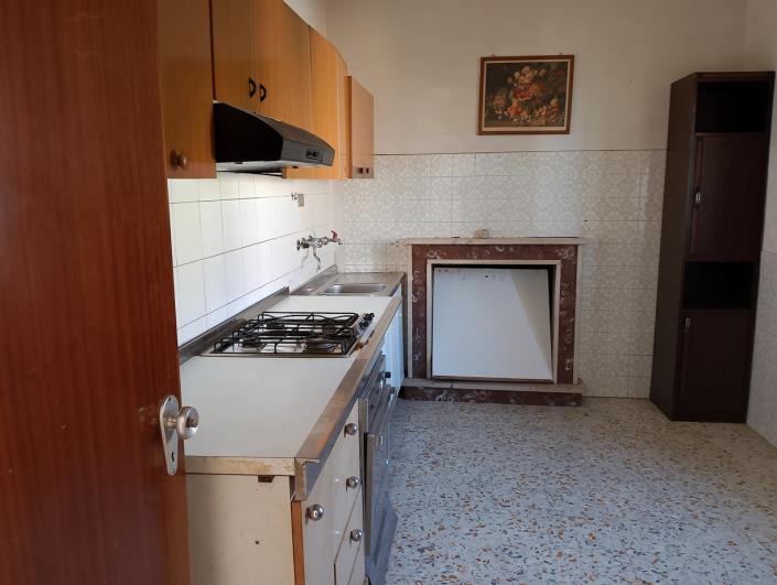 Image No.5-4 Bed Townhouse for sale