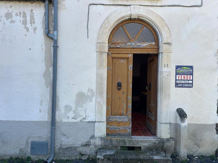 Image No.4-2 Bed Property for sale