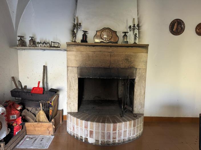 Image No.7-2 Bed Property for sale