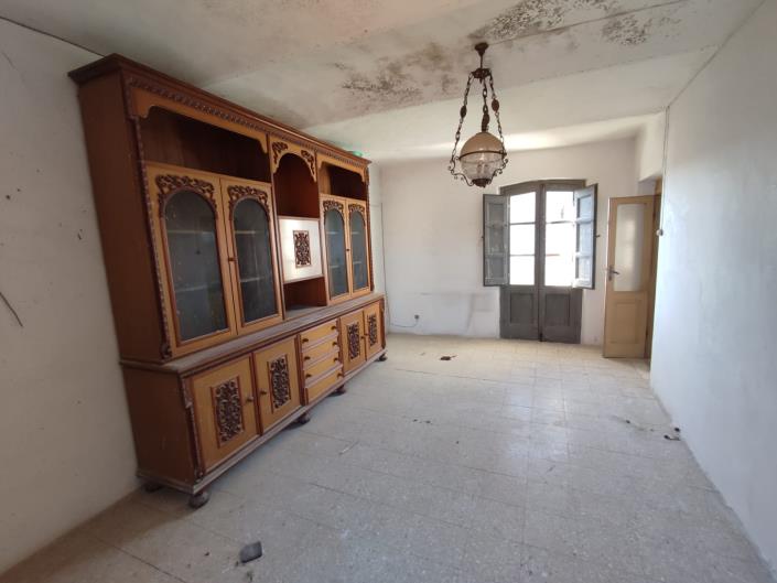 Image No.12-7 Bed Villa / Detached for sale