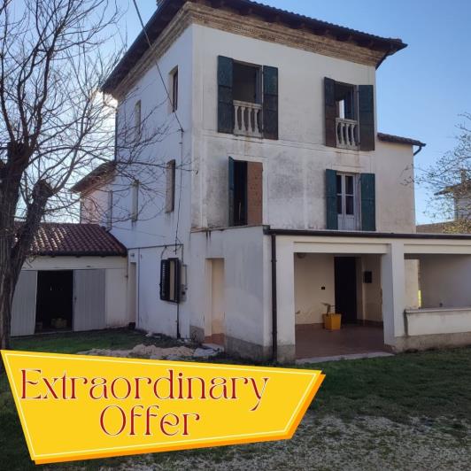 Image No.1-7 Bed Villa / Detached for sale