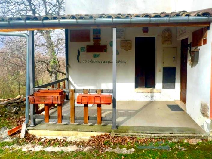 Image No.20-2 Bed Property for sale