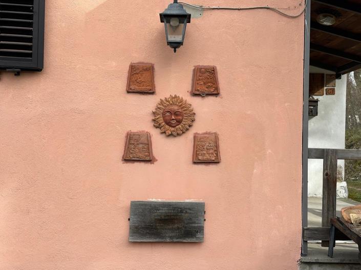 Image No.28-2 Bed Property for sale