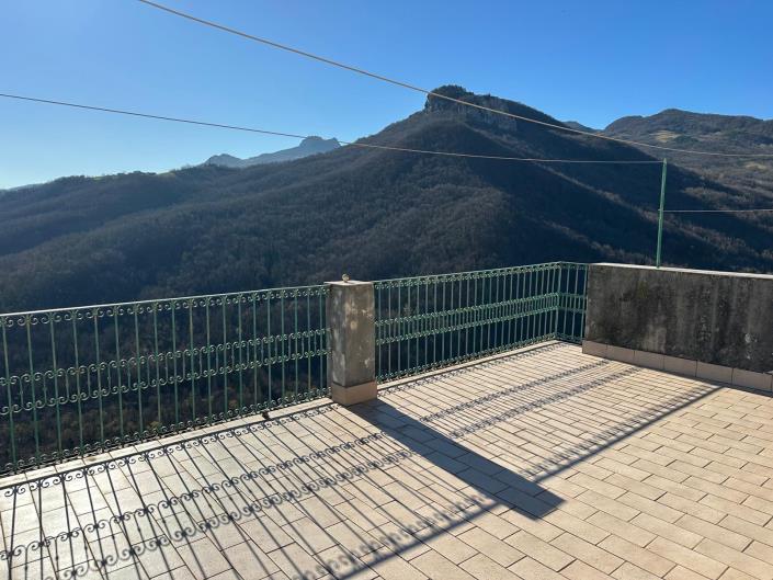 Image No.3-1 Bed Property for sale