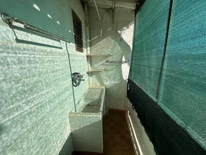 Image No.21-1 Bed Property for sale