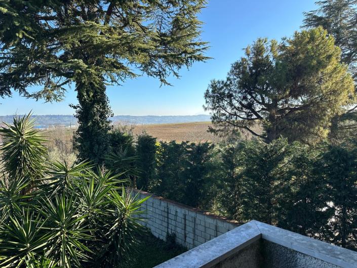 Image No.3-2 Bed Semi-Detached for sale