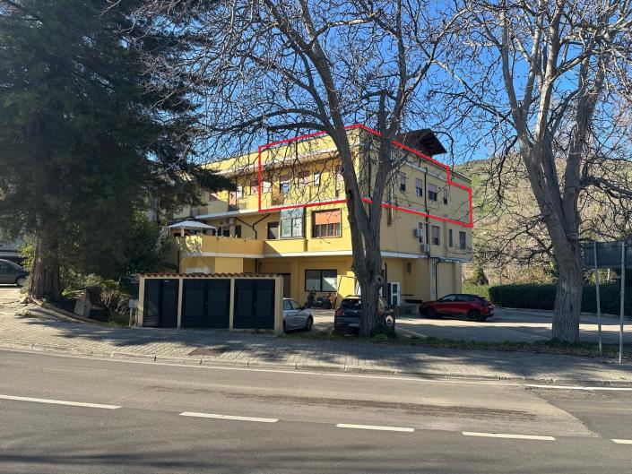 Image No.1-4 Bed Apartment for sale