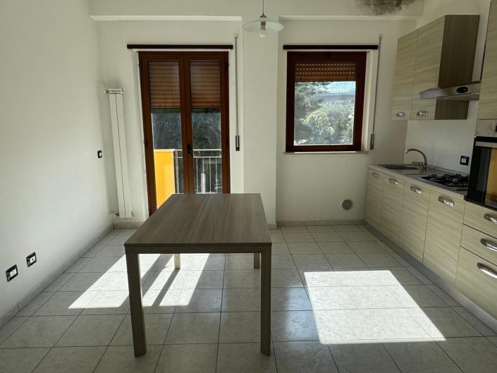 Image No.9-4 Bed Apartment for sale