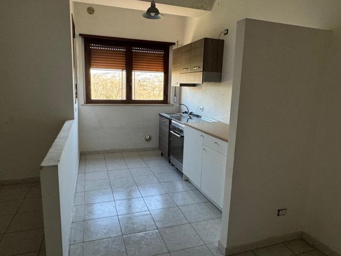 Image No.19-4 Bed Apartment for sale