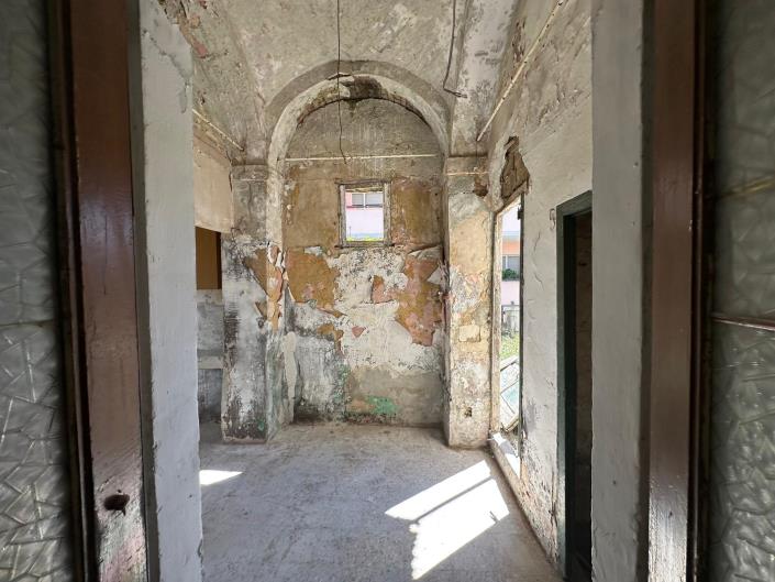 Image No.21-4 Bed Property for sale