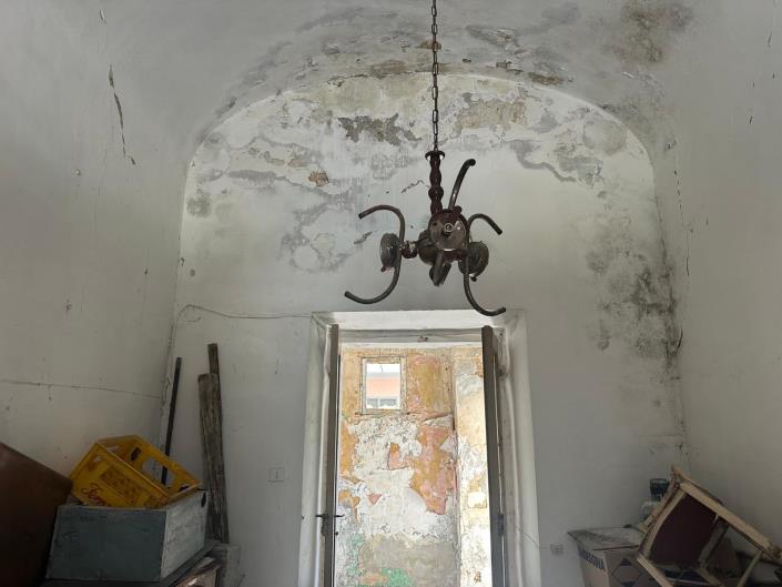 Image No.22-4 Bed Property for sale