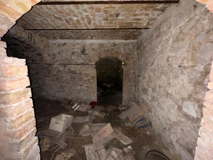 Image No.24-4 Bed Property for sale