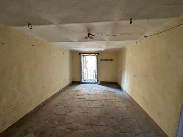 Image No.10-5 Bed Property for sale