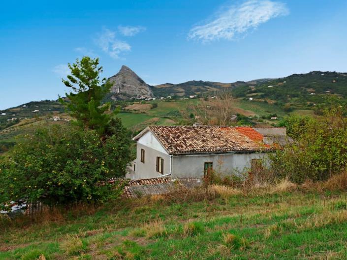 Image No.1-2 Bed House/Villa for sale