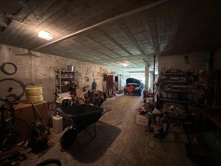 Image No.41-4 Bed Property for sale