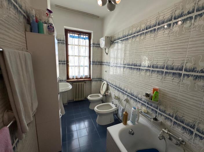 Image No.34-4 Bed Property for sale