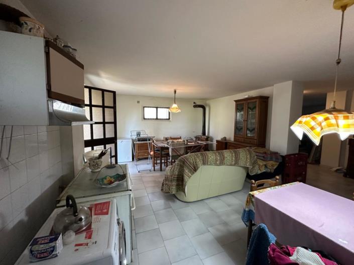 Image No.39-4 Bed Property for sale