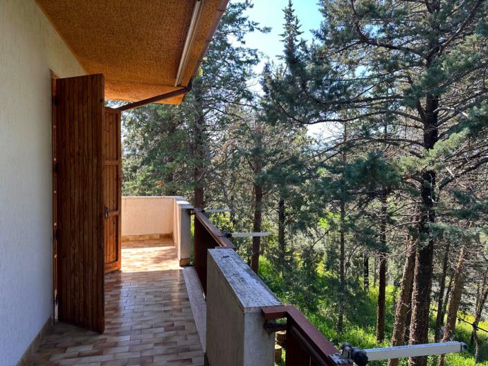 Image No.5-4 Bed Property for sale