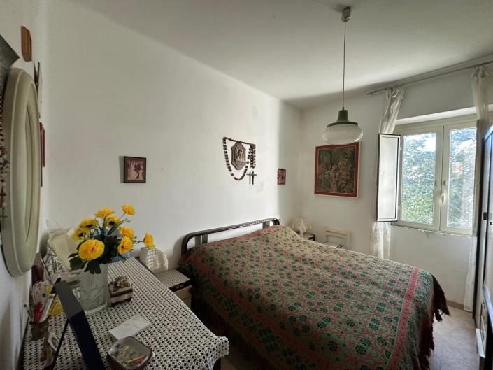 Image No.21-3 Bed Apartment for sale