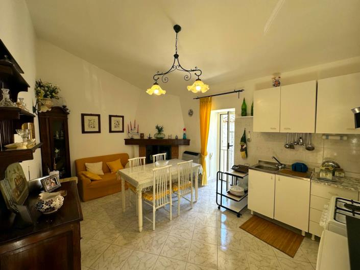 Image No.10-1 Bed Apartment for sale