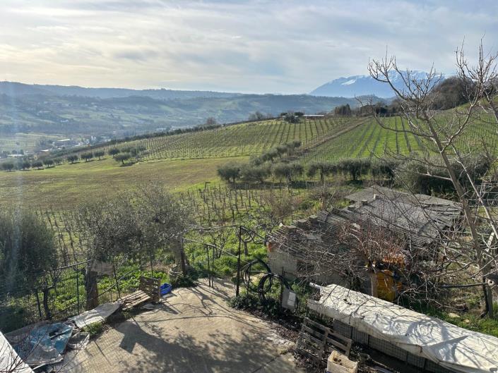 Image No.5-8 Bed Property for sale