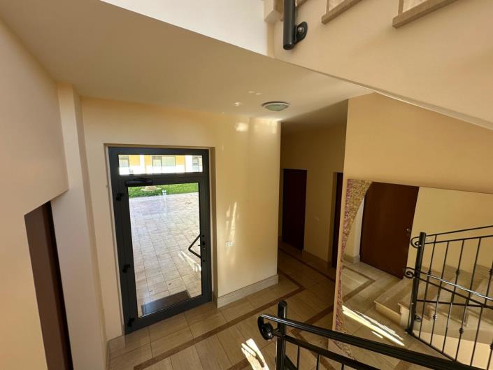 Image No.7-Apartment for sale