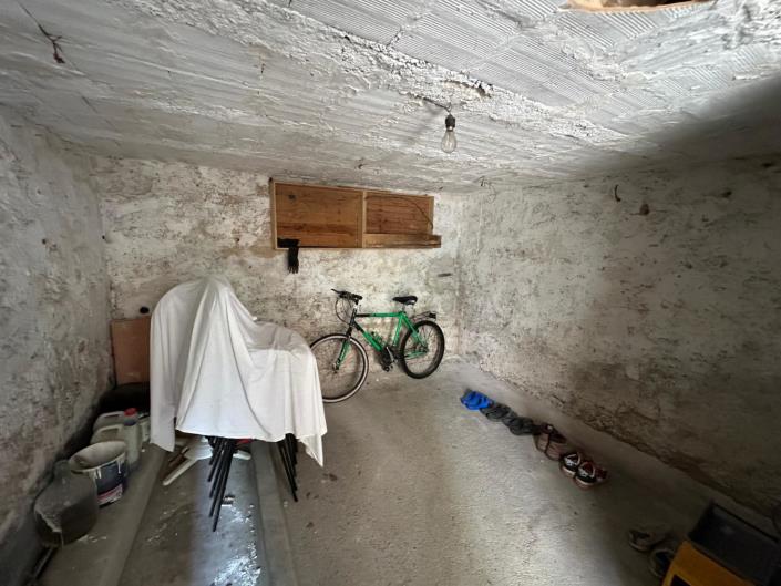 Image No.19-2 Bed Property for sale