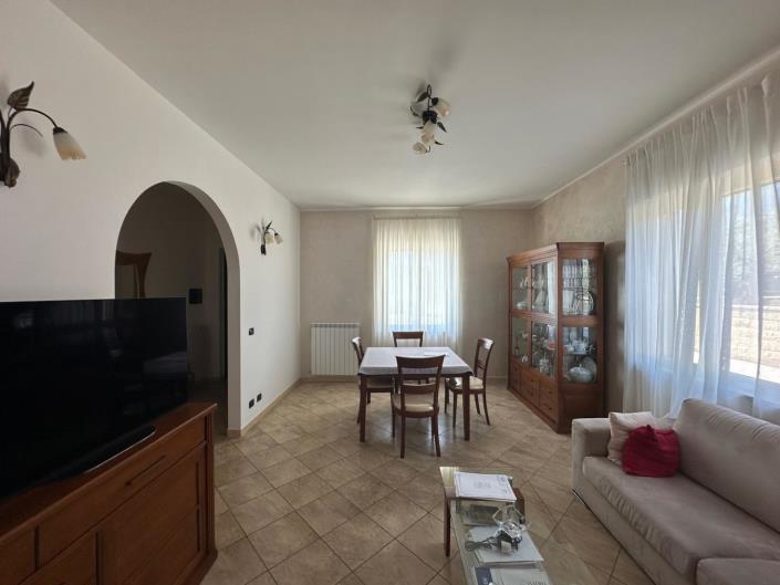 Image No.6-3 Bed Apartment for sale