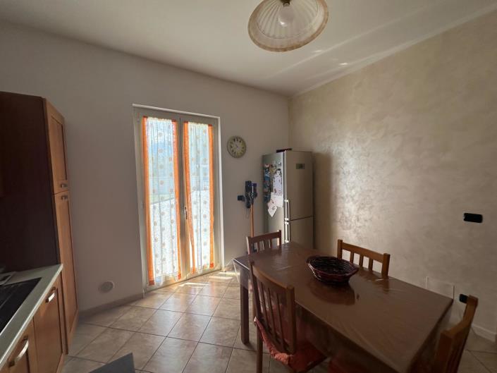 Image No.12-3 Bed Apartment for sale