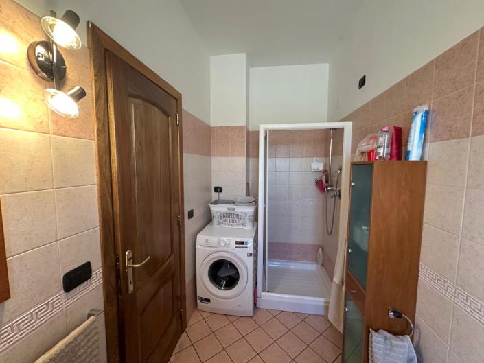 Image No.21-3 Bed Apartment for sale