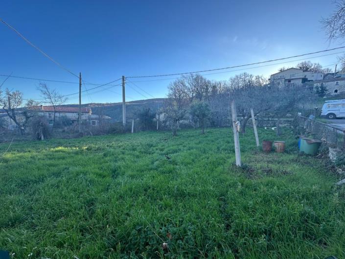 Image No.3-3 Bed Property for sale