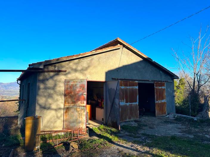 Image No.21-3 Bed Property for sale