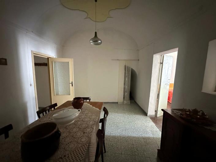 Image No.11-3 Bed Apartment for sale