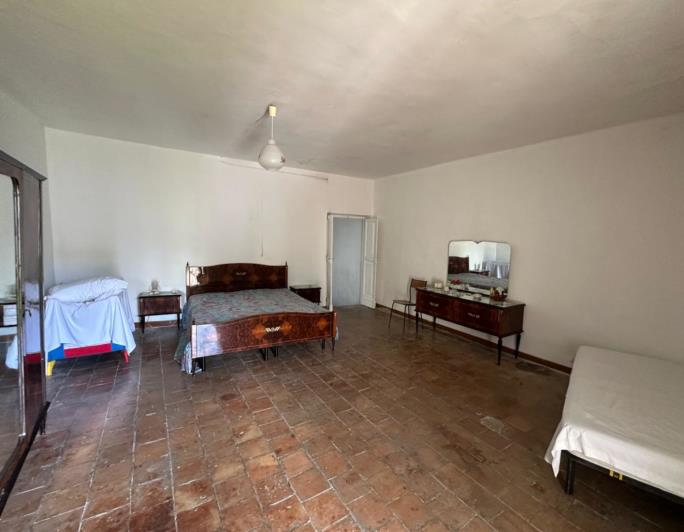 Image No.23-3 Bed Apartment for sale