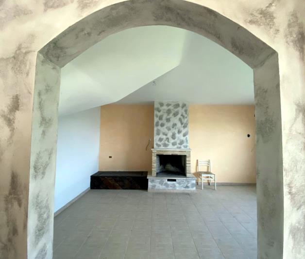 Image No.9-3 Bed House for sale