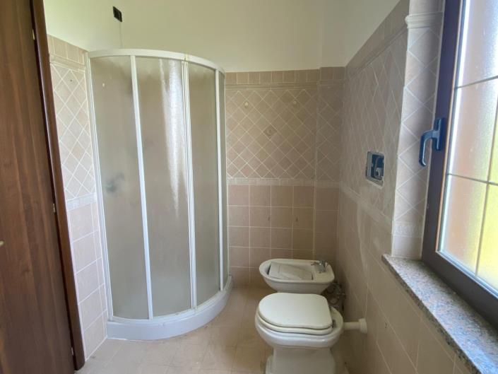 Image No.23-3 Bed House for sale