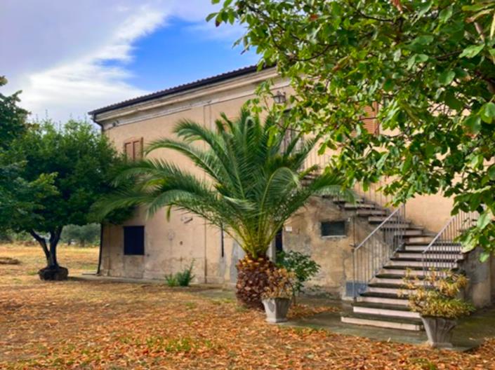 Image No.2-6 Bed House/Villa for sale