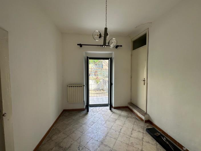 Image No.22-4 Bed Property for sale